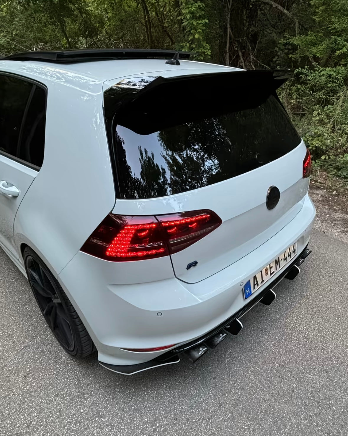 Volkswagen Golf 7R Rear Diffuser