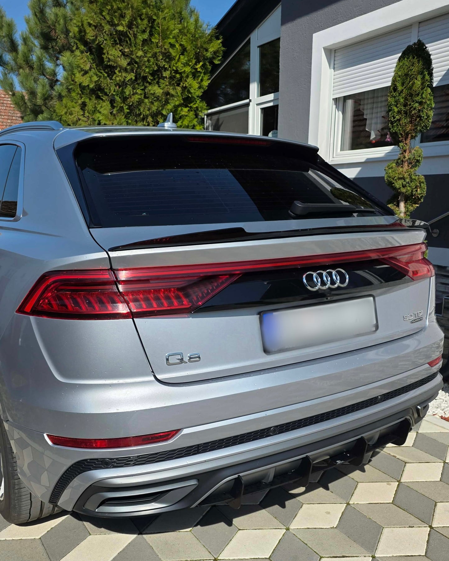 Audi Q8 S line / SQ8 Rear Diffuser (2018+)